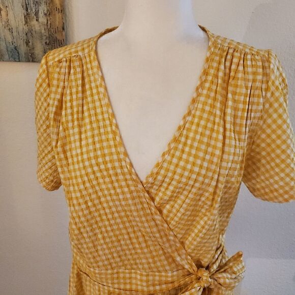Max Studio Yellow Checker wrap blouse L - Picture 11 of 14